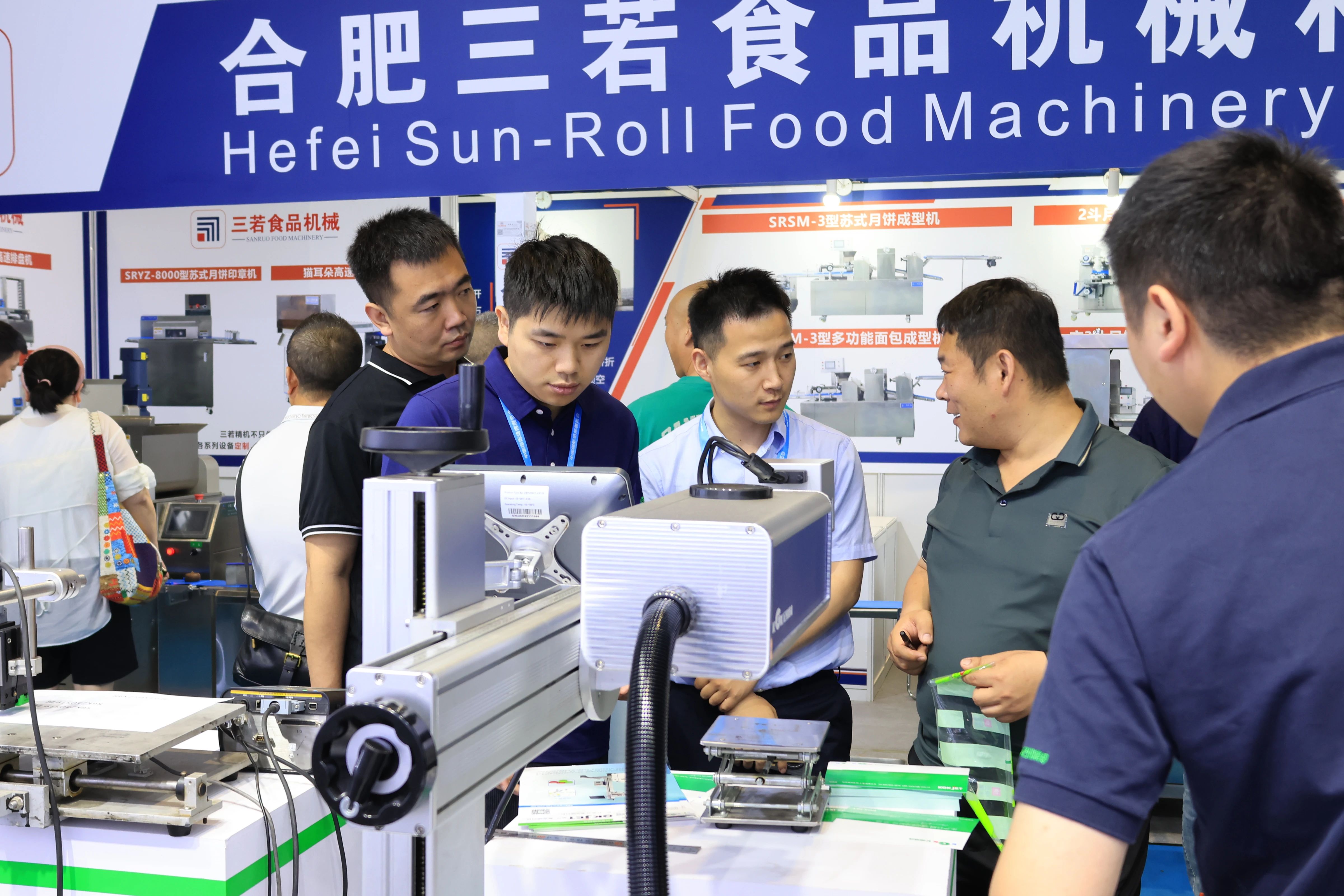 正在上传... da96022bc35f075553b451f9e7d49c70.jpg